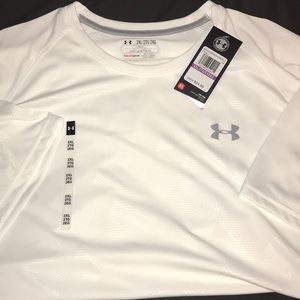 Under Armour T-shirt